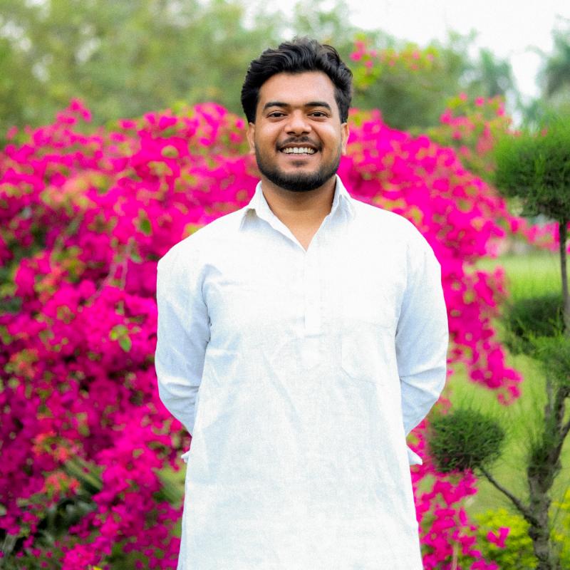 Photubaaz, trip host on TravelWithPro
